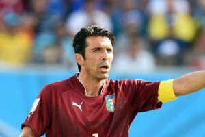 Buffon Ungkit Insiden Zidane-Materazzi, Sentil Kegagalan Italia