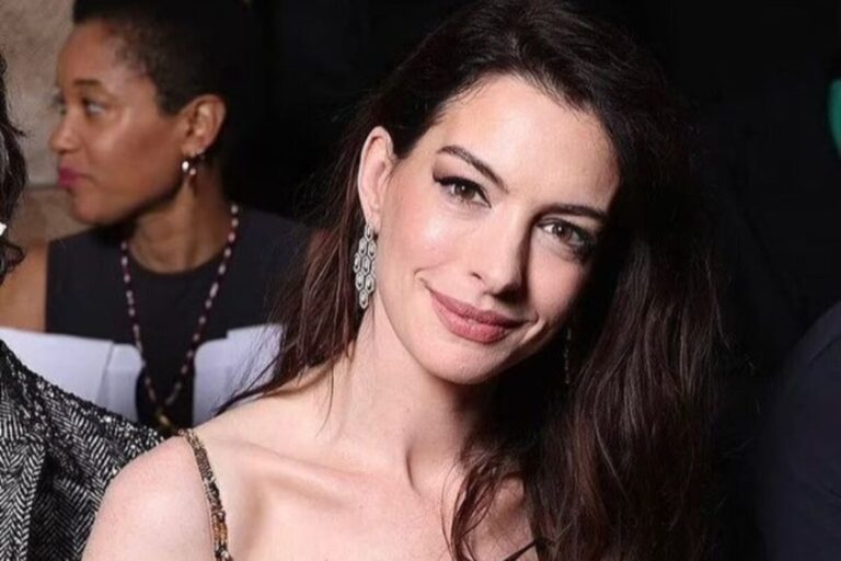 Anne Hathaway Jadi Bintang Sampul Tercantik di Dunia Versi PEOPLE di Usia 43 Tahun