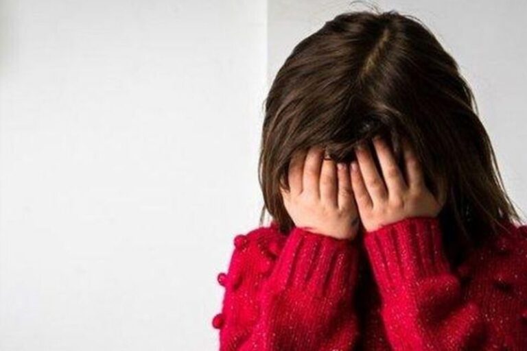 Belajar dari Kasus Balita Tewas di Kediri, Tidak Bolehkah Menitipkan Anak ke Neneknya?