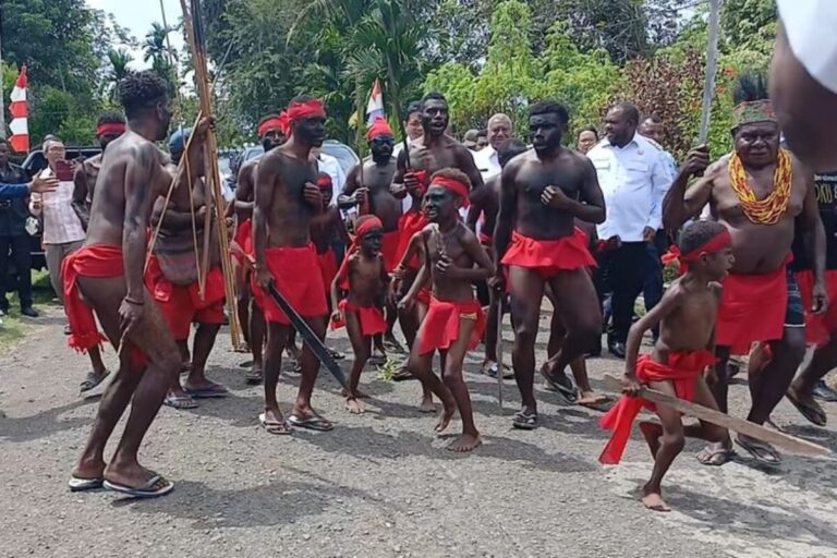 Mentrans Geser Fokus ke Papua demi Kejar Ketertinggalan Infrastruktur