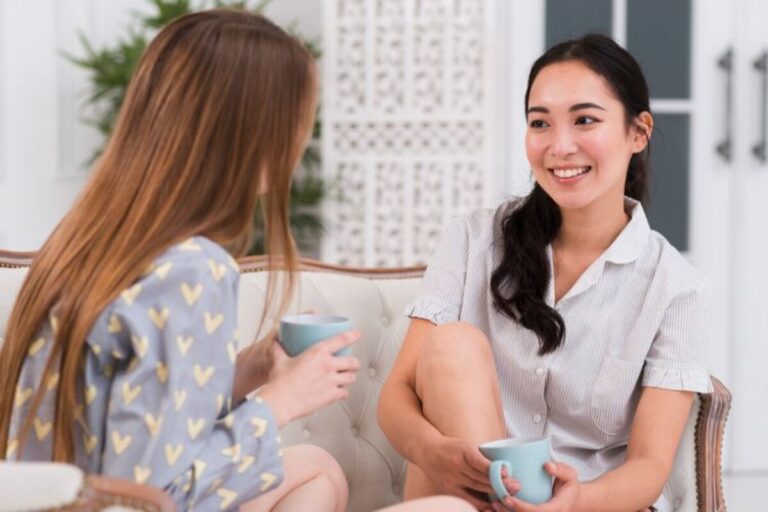 Jasa Teman Curhat Kian Diminati, Tarif Mulai Rp 15.000 per Jam