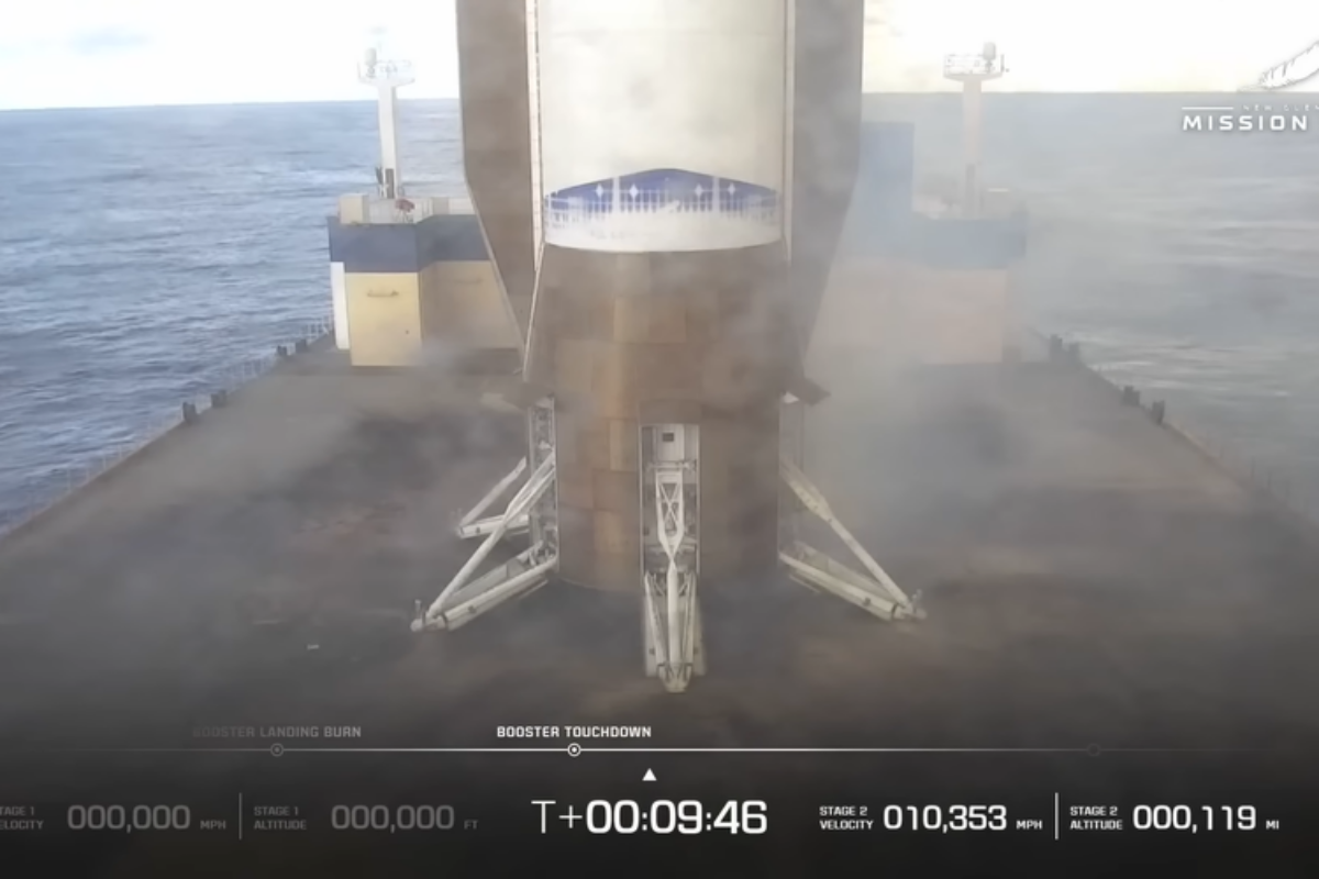 Roket New Glenn Berhasil Mendarat di Laut, tetapi Satelit Salah Orbit