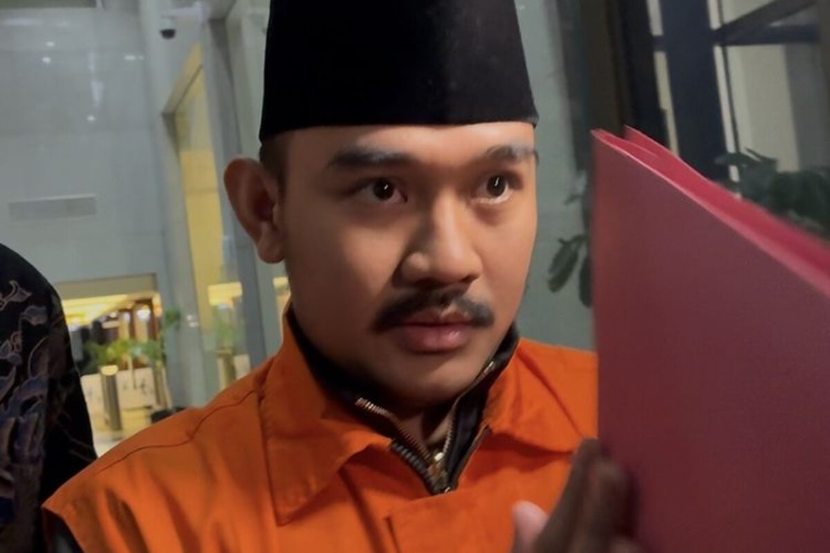 Anggota Polsek Cimanggis Jadi Saksi di Sidang Kasus Korupsi Bupati Bekasi Ade Kuswara