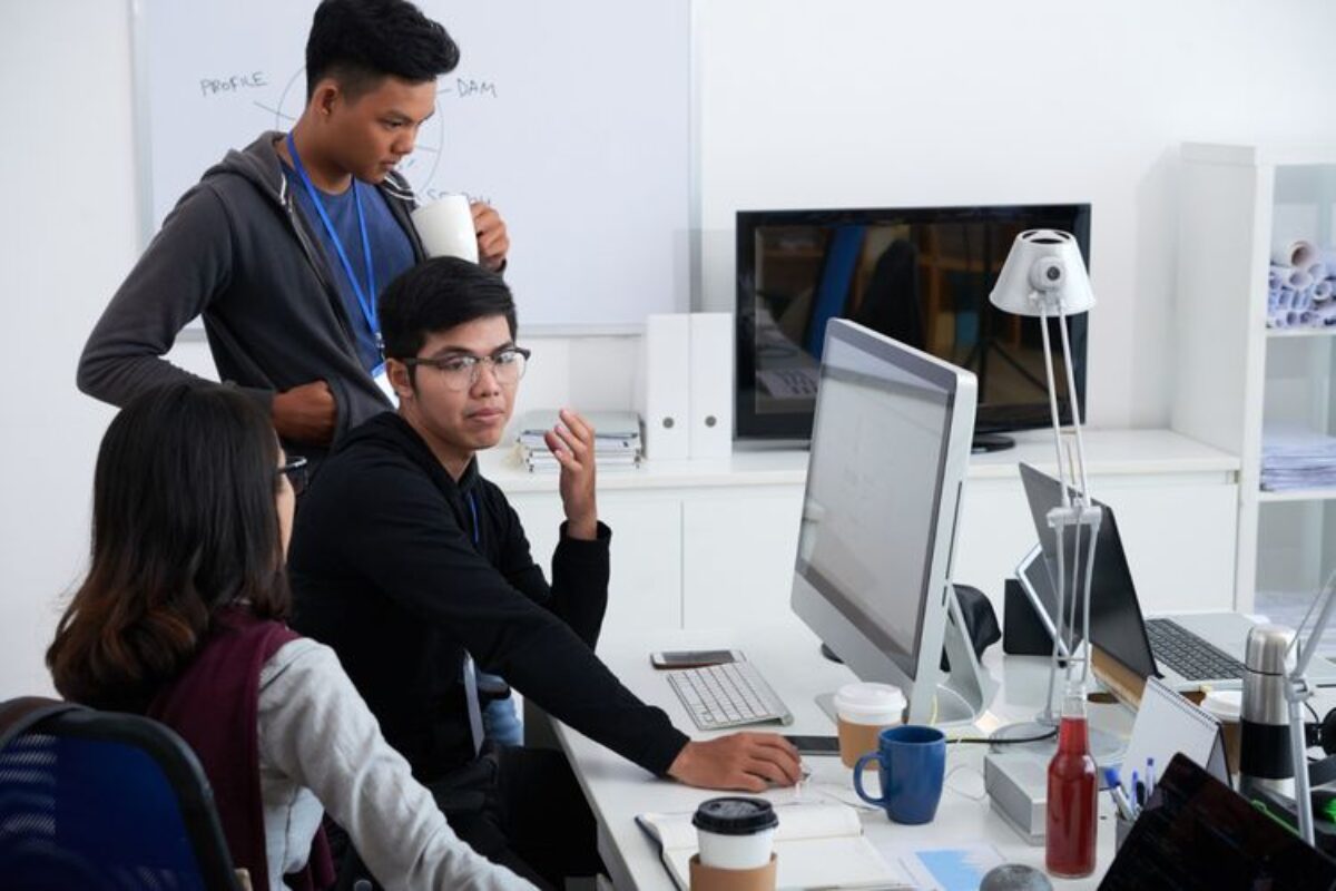 Sunyi di Kantor, Ramai Saat “Ngopi”: Waspada “Silent Rebellion” di Kantor