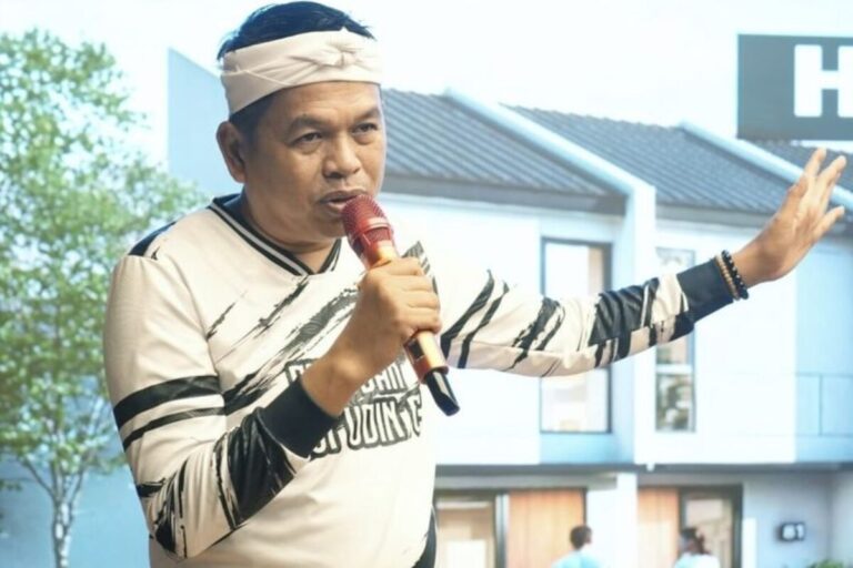 Dedi Mulyadi Bakal Kenakan Pajak Kendaraan Listrik di Jawa Barat