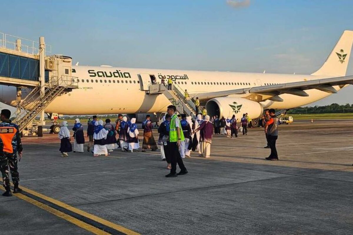 Kloter Pertama Haji 2026 Berangkat Besok, Anggota DPR: Layani Optimal!