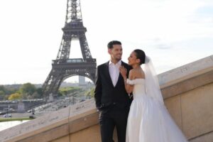 8 Gaya Prewedding Jennifer Coppen dan Justin Hubner di Paris, Elegan dan Klasik