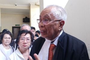 OC Kaligis Laporkan Eks Bupati Klaten Sri Mulyani ke KPK soal Korupsi Plaza Klaten