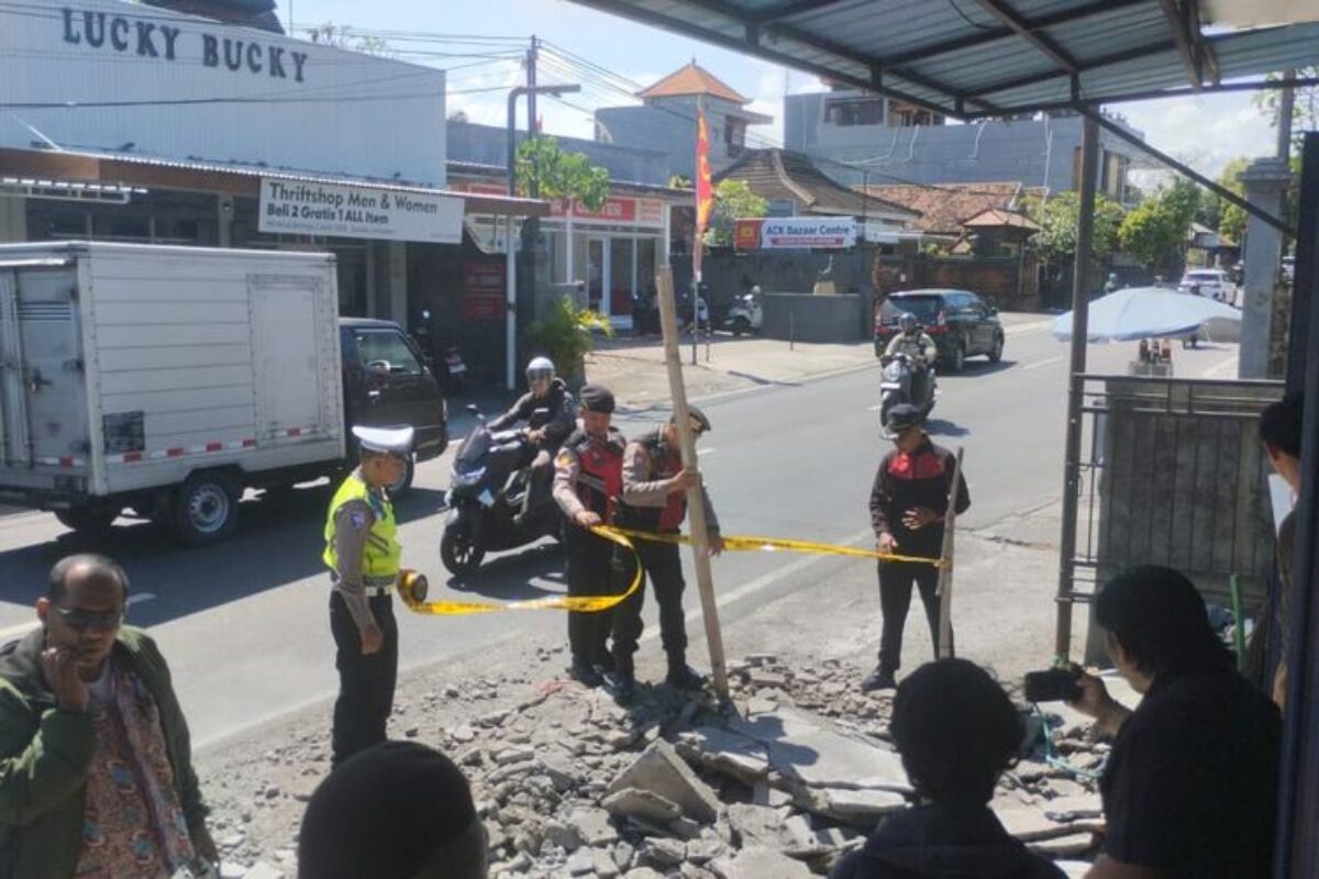 Pertamina Tutup SPBU di Badung Usai Ledakan di Trotoar, Jalur Pipa BBM Diperiksa