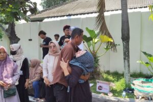 4 Terdakwa “Tongtek Maut” di Talun Pati Divonis 3 Tahun Penjara, Keluarga Histeris Hingga Ibu Korban Pingsan