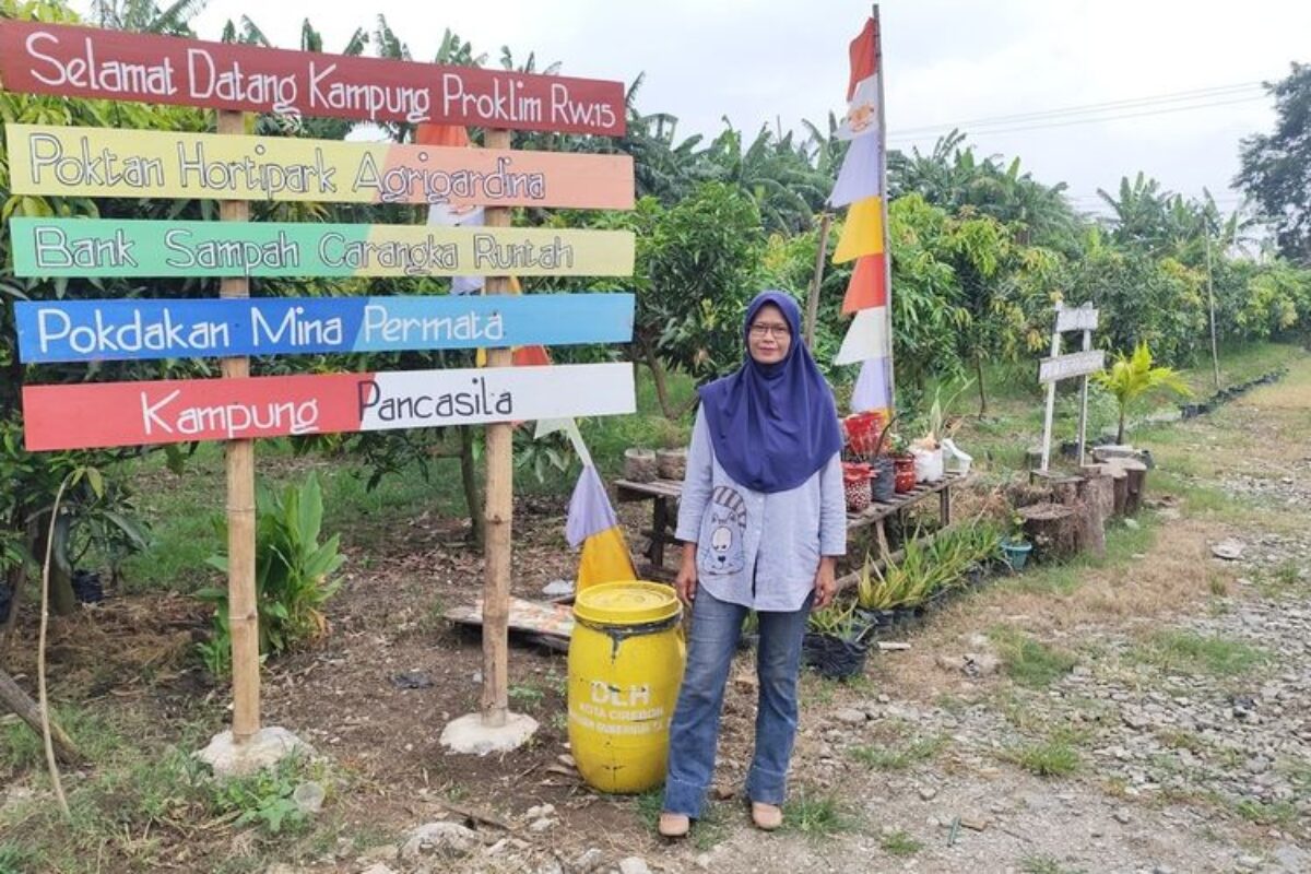 Dari Diremehkan Jadi Kebanggaan: Aksi Ibu RW di Cirebon Sulap Lahan Sampah Jadi Taman Hidup