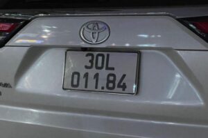 Mengenal Warna Pelat Nomor Kendaraan di Vietnam