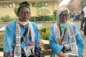 Gaji Rp 1,4 Juta, Guru MI Probolinggo Ini Wujudkan Mimpi Naik Haji