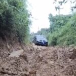 Jalan Sepanjang 13 Kilometer Berkubang Lumpur, Warga 3 Desa di Bengkulu Sepakat Patungan