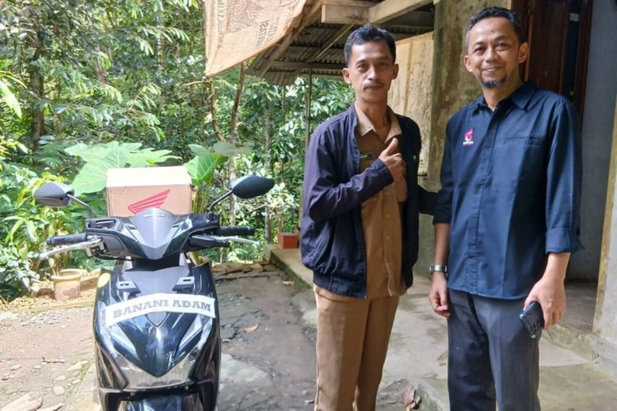Sopir Puskesmas Kaligesing Dapat Hadiah Motor Usai Selamatkan Korban Kecelakaan Harley di Kulon Progo