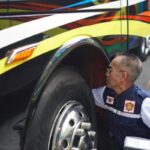 Pastikan Keamanan 1.800 Jemaah Haji, Pemkab Karawang Gelar ‘Ramp Check’ Belasan Bus